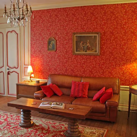 Logis Les Remparts 3*