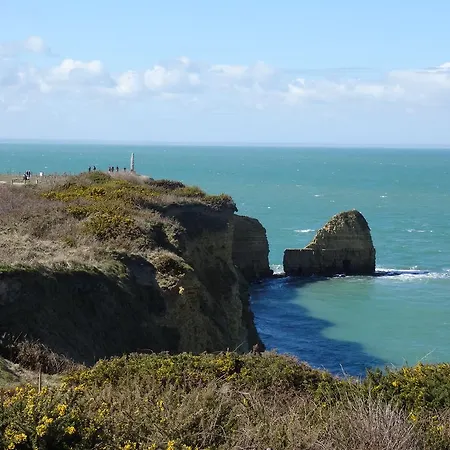 Logis Les Remparts 3*