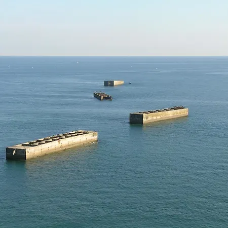 Bed & Breakfast Logis Les Remparts 3*