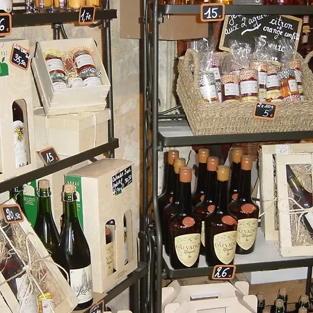 Logis Les Remparts 3*