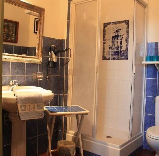 Logis Les Remparts Nocleg ze śniadaniem