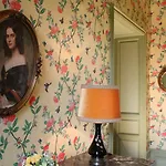 Logis Les Remparts Bed and Breakfast
