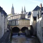 Bed and Breakfast Logis Les Remparts 3*