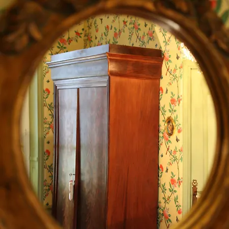 Couette-café Logis Les Remparts 3*