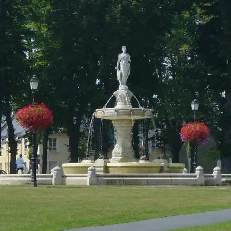 Logis Les Remparts Couette-café Bayeux