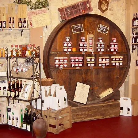 Logis Les Remparts Bayeux