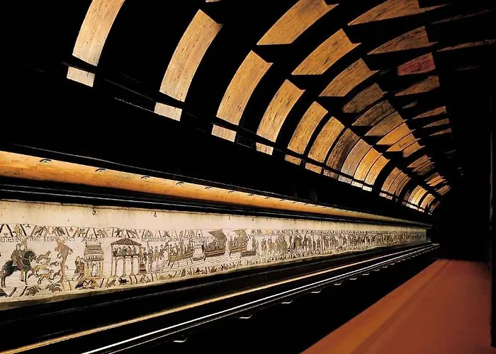 Logis Les Remparts Отель типа 